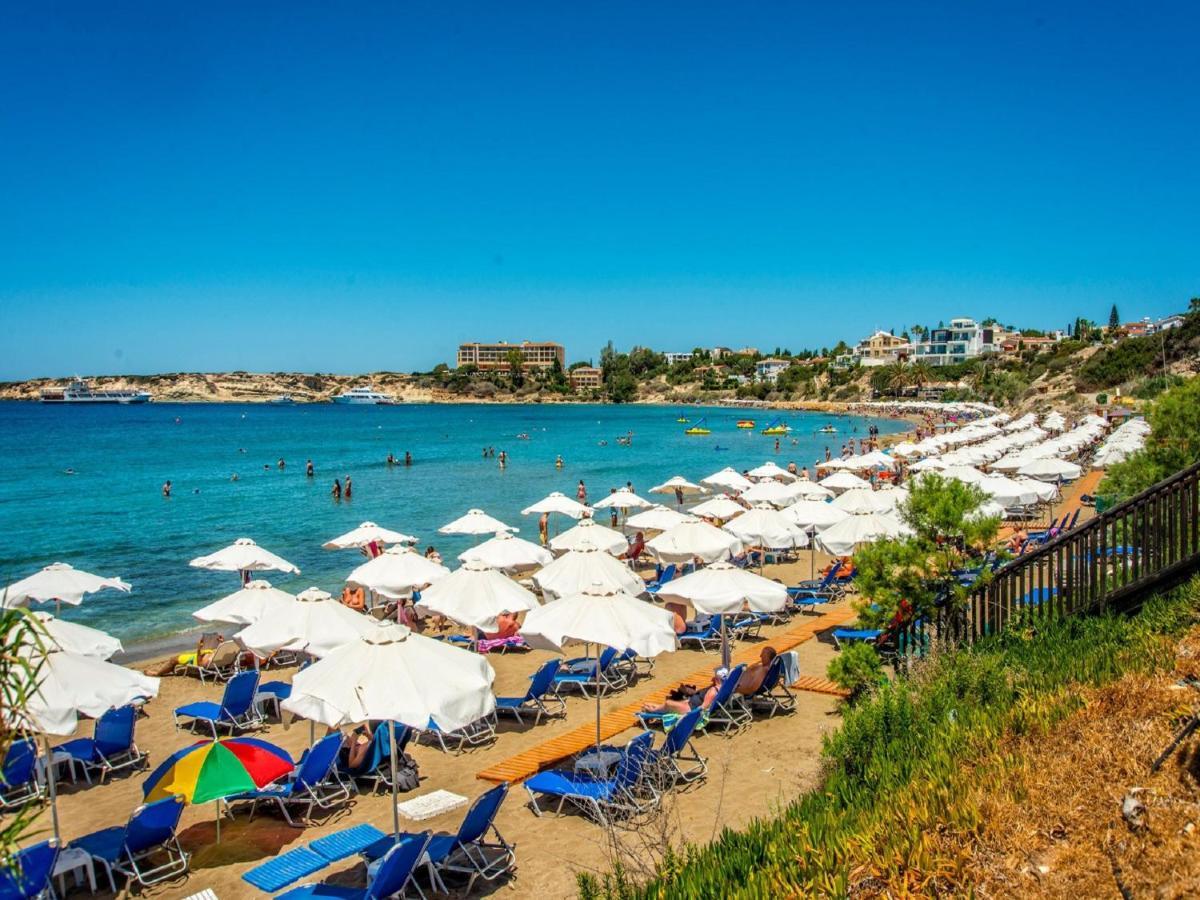 Villa Ocean Stones 1Km From Main Coral Bay Beach Peyia Exterior foto